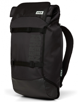 SARAH LEHLEITER   freelance designer